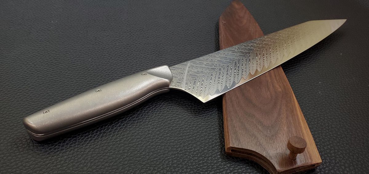 Ti-800 - 10in (254mm) Damascus Gyuto - Sawtooth - Smooth Handle